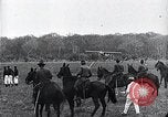 Standbild Charles Lindbergh gefeiert von Präsident Rodolfo Chiari Panama City Panama, 1928, aus Sekunde 24 historischem Filmmaterial Videoclip 65675031428