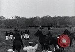 Standbild Charles Lindbergh gefeiert von Präsident Rodolfo Chiari Panama City Panama, 1928, aus Sekunde 27 historischem Filmmaterial Videoclip 65675031428