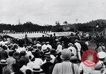 Standbild Charles Lindbergh gefeiert von Präsident Rodolfo Chiari Panama City Panama, 1928, aus Sekunde 45 historischem Filmmaterial Videoclip 65675031428