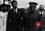 Standbild Charles Lindbergh gefeiert von Präsident Rodolfo Chiari Panama City Panama, 1928, aus Sekunde 56 historischem Filmmaterial Videoclip 65675031428