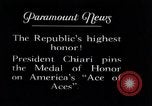 Standbild Charles Lindbergh gefeiert von Präsident Rodolfo Chiari Panama City Panama, 1928, aus Sekunde 60 historischem Filmmaterial Videoclip 65675031428