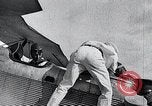 Standbild Charles Lindbergh mit Präsident Rodolfo Chiari Panama City Panama, 1928, aus Sekunde 24 historischem Filmmaterial Videoclip 65675031429
