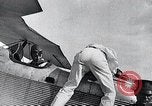 Standbild Charles Lindbergh mit Präsident Rodolfo Chiari Panama City Panama, 1928, aus Sekunde 25 historischem Filmmaterial Videoclip 65675031429