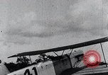 Standbild Charles Lindbergh mit Präsident Rodolfo Chiari Panama City Panama, 1928, aus Sekunde 40 historischem Filmmaterial Videoclip 65675031429