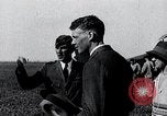 Standbild Charles Lindbergh Panama City Panama, 1927, aus Sekunde 17 historischem Filmmaterial Videoclip 65675031430