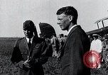 Standbild Charles Lindbergh Panama City Panama, 1927, aus Sekunde 20 historischem Filmmaterial Videoclip 65675031430