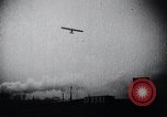 Standbild Charles Lindbergh Saint Louis Missouri USA, 1927, aus Sekunde 14 historischem Filmmaterial Videoclip 65675031432