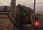 Standbild Fire Support Base Vietnam, 1970, aus Sekunde 31 historischem Filmmaterial Videoclip 65675031442
