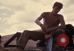 Standbild Fire Support Base Vietnam, 1970, aus Sekunde 45 historischem Filmmaterial Videoclip 65675031442