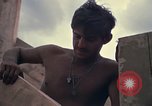 Standbild Fire Support Base Vietnam, 1970, aus Sekunde 24 historischem Filmmaterial Videoclip 65675031443