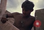 Standbild Fire Support Base Vietnam, 1970, aus Sekunde 25 historischem Filmmaterial Videoclip 65675031443