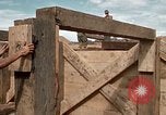 Standbild Fire Support Base Vietnam, 1970, aus Sekunde 60 historischem Filmmaterial Videoclip 65675031444