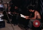 Immagine di Fire Base di supporto Il Vietnam, 1970, secondo 6 filmato di repertorio 65675031448