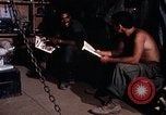 Immagine di Fire Base di supporto Il Vietnam, 1970, secondo 23 filmato di repertorio 65675031448