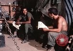 Immagine di Fire Base di supporto Il Vietnam, 1970, secondo 46 filmato di repertorio 65675031448