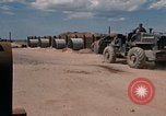 Standbild Fire Support Base Vietnam, 1970, aus Sekunde 28 historischem Filmmaterial Videoclip 65675031449
