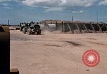 Standbild Fire Support Base Vietnam, 1970, aus Sekunde 36 historischem Filmmaterial Videoclip 65675031449