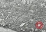 Standbild Luftaufnahme Willamette River Westside Waterfront 1920 s Portland Oregon USA, 1925, aus Sekunde 29 historischem Filmmaterial Videoclip 65675031461
