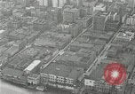 Standbild Luftaufnahme Willamette River Westside Waterfront 1920 s Portland Oregon USA, 1925, aus Sekunde 30 historischem Filmmaterial Videoclip 65675031461