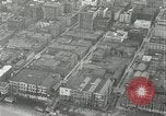 Standbild Luftaufnahme Willamette River Westside Waterfront 1920 s Portland Oregon USA, 1925, aus Sekunde 31 historischem Filmmaterial Videoclip 65675031461