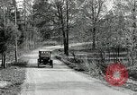 Standbild American Highway United States USA, 1927, aus Sekunde 11 historischem Filmmaterial Videoclip 65675031468