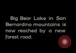 Standbild entwickelten Wald Straße Big Bear Lake California USA, 1929, aus Sekunde 6 historischem Filmmaterial Videoclip 65675031472