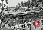 Standbild entwickelten Wald Straße Big Bear Lake California USA, 1929, aus Sekunde 11 historischem Filmmaterial Videoclip 65675031472
