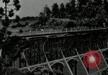 Standbild entwickelten Wald Straße Big Bear Lake California USA, 1929, aus Sekunde 19 historischem Filmmaterial Videoclip 65675031472
