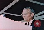 Standbild Building Liberty Schiffe Sausalito California USA, 1944, aus Sekunde 56 historischem Filmmaterial Videoclip 65675031500