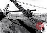 Image fabrication de l'acier United States USA, 1943, de la seconde 31 séquences d'archives historiques vidéo 65675031503