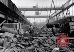 Image Recyclage de déchets pour fabriquer de l'acier United States USA, 1943, de la seconde 18 séquences d'archives historiques vidéo 65675031505