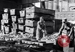 Image Recyclage de déchets pour fabriquer de l'acier United States USA, 1943, de la seconde 41 séquences d'archives historiques vidéo 65675031505