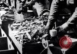 Image Recyclage de déchets pour fabriquer de l'acier United States USA, 1943, de la seconde 46 séquences d'archives historiques vidéo 65675031505