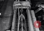 Standbild Steel Billet United States USA, 1943, aus Sekunde 57 historischem Filmmaterial Videoclip 65675031511