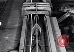 Standbild Steel Billet United States USA, 1943, aus Sekunde 58 historischem Filmmaterial Videoclip 65675031511