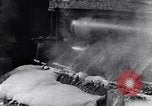 Image L'usine d'acier en Seconde Guerre Mondiale United States USA, 1943, de la seconde 17 séquences d'archives historiques vidéo 65675031513