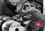 Image Fabrication de fil d'acier United States USA, 1943, de la seconde 30 séquences d'archives historiques vidéo 65675031514