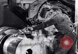 Image Fabrication de fil d'acier United States USA, 1943, de la seconde 31 séquences d'archives historiques vidéo 65675031514
