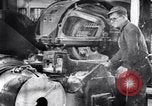 Image Fabrication de fil d'acier United States USA, 1943, de la seconde 37 séquences d'archives historiques vidéo 65675031514