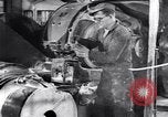 Image Fabrication de fil d'acier United States USA, 1943, de la seconde 38 séquences d'archives historiques vidéo 65675031514
