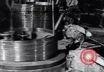 Image Fabrication de fil d'acier United States USA, 1943, de la seconde 57 séquences d'archives historiques vidéo 65675031514