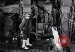 Standbild Produktion von nahtlosen Rohren United States USA, 1943, aus Sekunde 59 historischem Filmmaterial Videoclip 65675031515