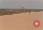 Standbild Strand Newport Oregon United States USA, 1963, aus Sekunde 52 historischem Filmmaterial Videoclip 65675031517