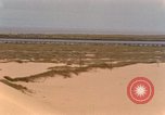 Standbild Strand Newport Oregon United States USA, 1963, aus Sekunde 60 historischem Filmmaterial Videoclip 65675031517