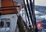 Immagine di Sondaggio oceaniche nave in mare grosso Oceano Pacifico, 1963, secondo 31 filmato di repertorio 65675031521
