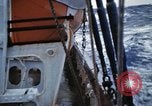 Immagine di Sondaggio oceaniche nave in mare grosso Oceano Pacifico, 1963, secondo 32 filmato di repertorio 65675031521
