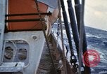 Immagine di Sondaggio oceaniche nave in mare grosso Oceano Pacifico, 1963, secondo 38 filmato di repertorio 65675031521