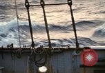 Immagine di Sondaggio oceaniche nave in mare grosso Oceano Pacifico, 1963, secondo 47 filmato di repertorio 65675031521