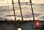 Immagine di Sondaggio oceaniche nave in mare grosso Oceano Pacifico, 1963, secondo 55 filmato di repertorio 65675031521