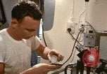 Immagine di Oceanic sondaggio laboratorio nave Oceano Pacifico, 1963, secondo 25 filmato di repertorio 65675031522